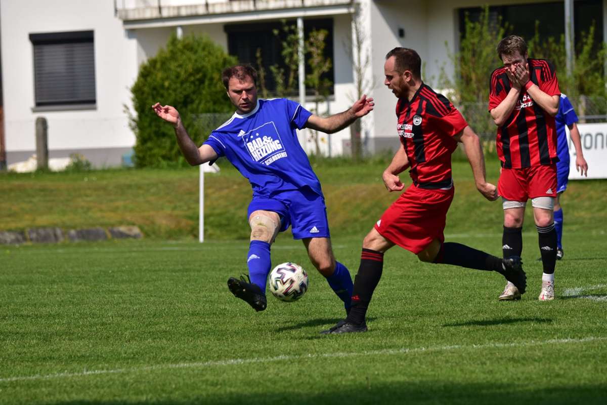 FC Neuenmarkt : SG Kupferberg / Ludwigschorgast 3:0.