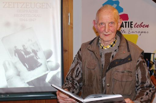 Gerhard Hopperdietzel, 87 Jahre alt, war bei der Präsentation des Buchs dabei und bereichtete von „vielen Tränen der Erinnerung“. Foto: /Henkel
