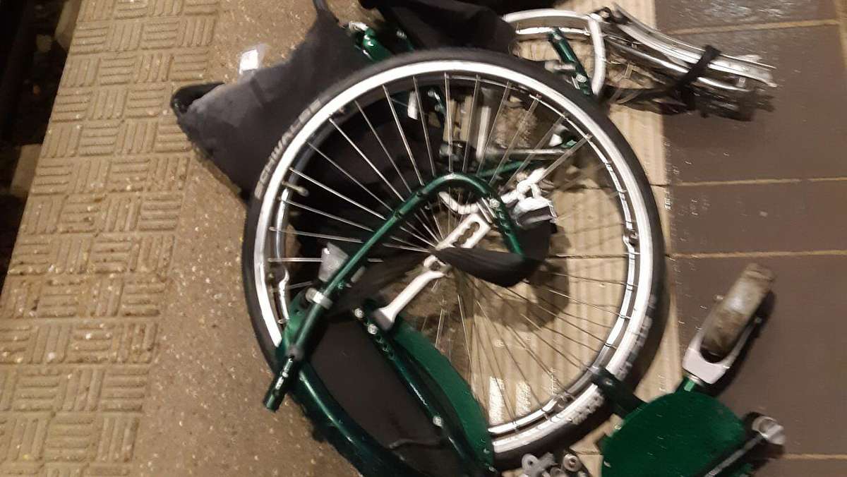 Marktredwitz: Wer warf den Rollstuhl aufs Gleisbett?