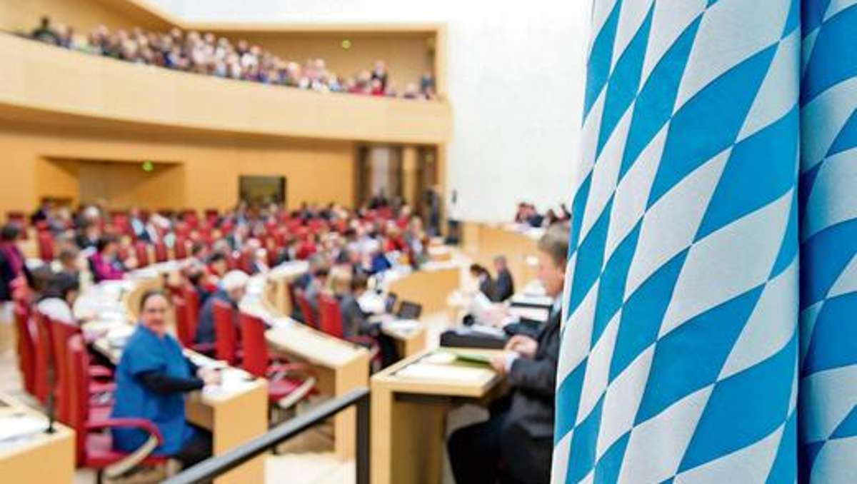 Länderspiegel: Landtag gibt 42 Millionen Euro aus