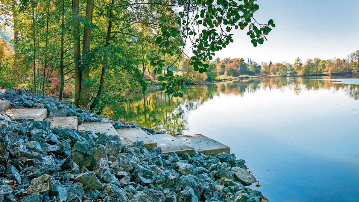 Hof: Brücken-Recycling am Lettenbachsee
