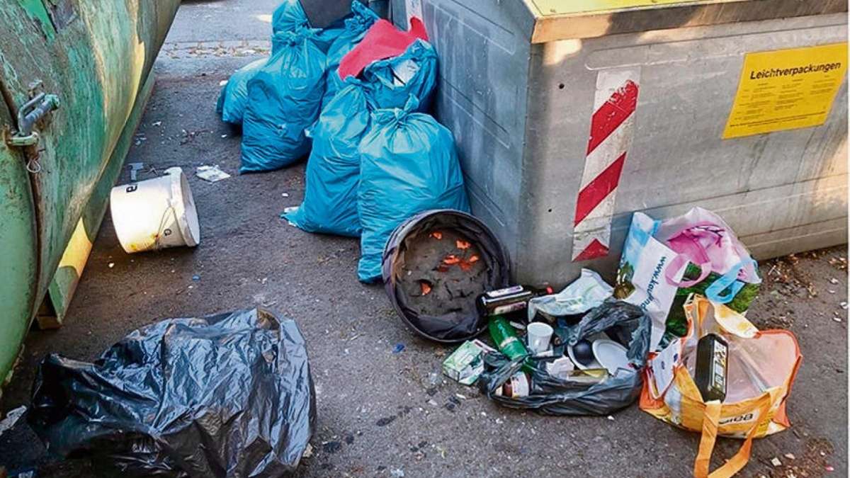 Naila: Müllsünder legen erneut Unrat an Containern ab