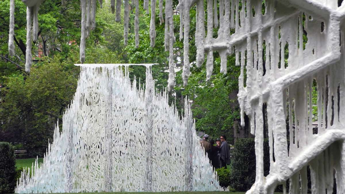 Kunst und Kultur: Syrische Künstlerin zeigt beklemmende Skulpturen in New Yorker Park
