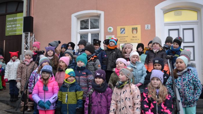 Thiersheim: Kinder rappen mit dem Nikolaus