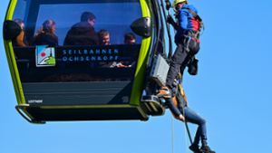 Am Ochsenkopf: Bergwacht evakuiert Hunderte aus der Seilbahn