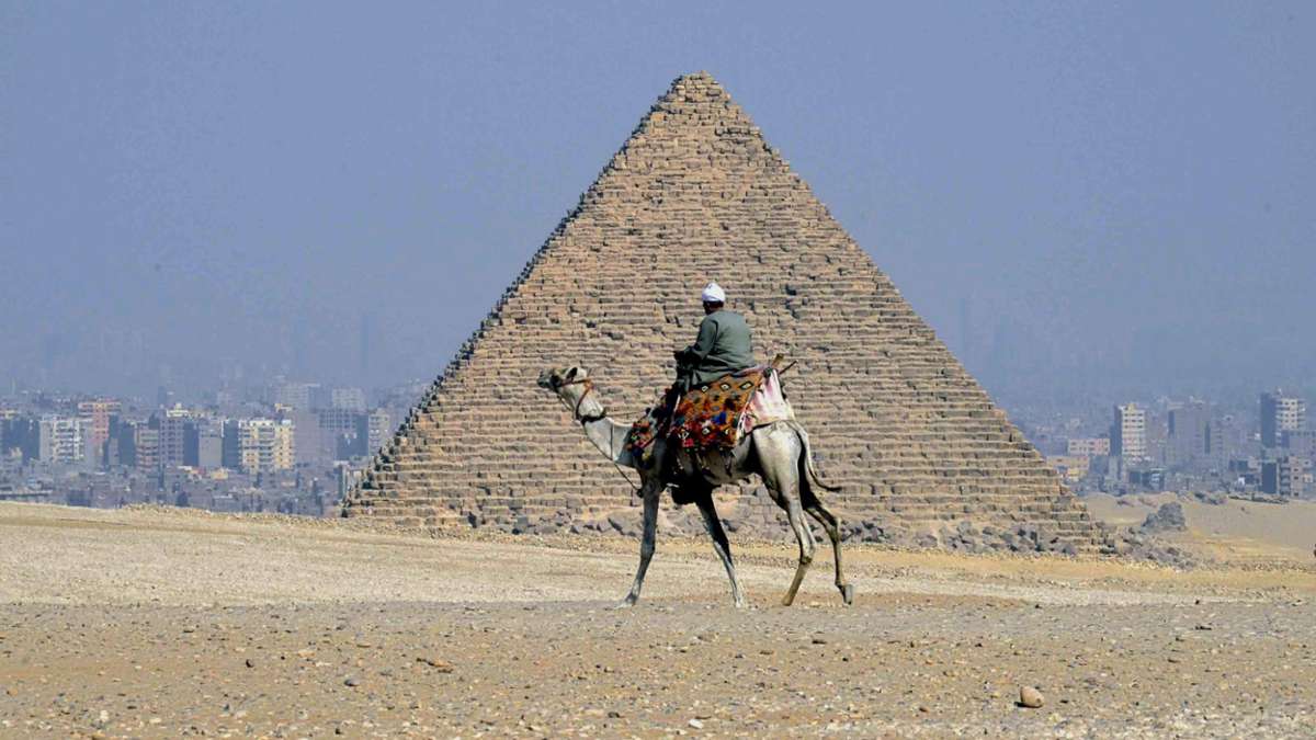 Kunst und Kultur: Auf der Spur des Sonnengottes - Leipziger gräbt in Ägypten