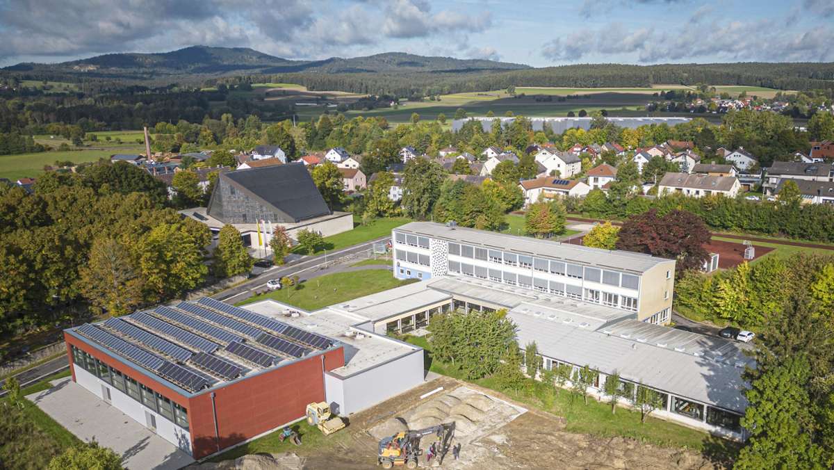 Stadt Waldershof: Die Schulsanierung beginnt  im Januar