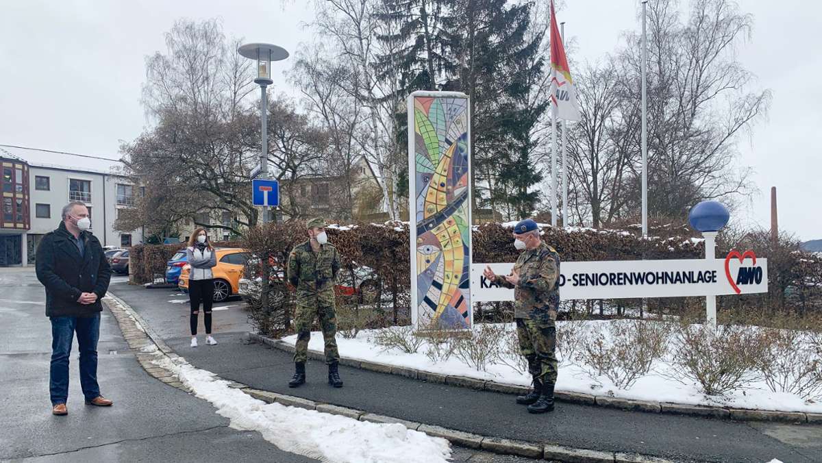 Nach Corona-Ausbrüchen in Seniorenheimen: Bundeswehr bleibt als Retter in der Not