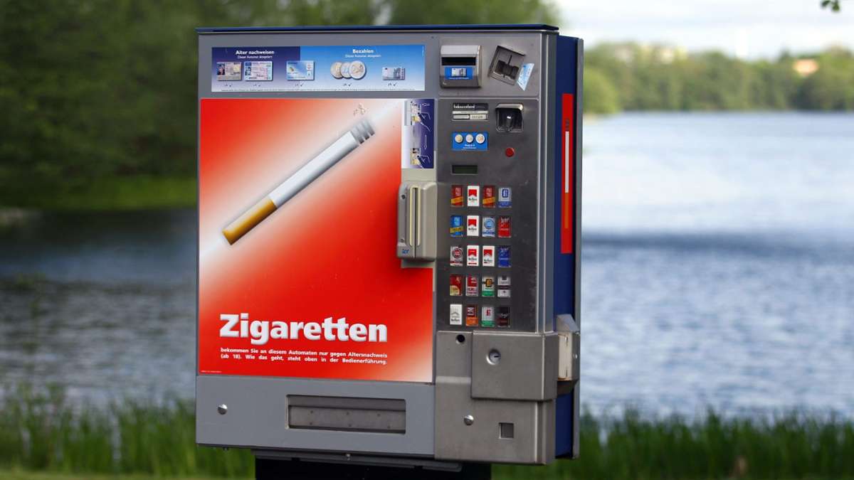 Hoher Sachschaden: Zigarettenautomat gesprengt