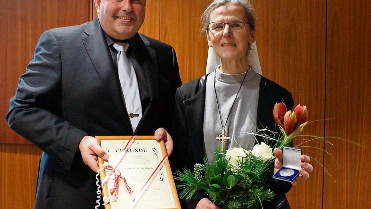 Selbitz: Große Ehre für ehemalige Priorin