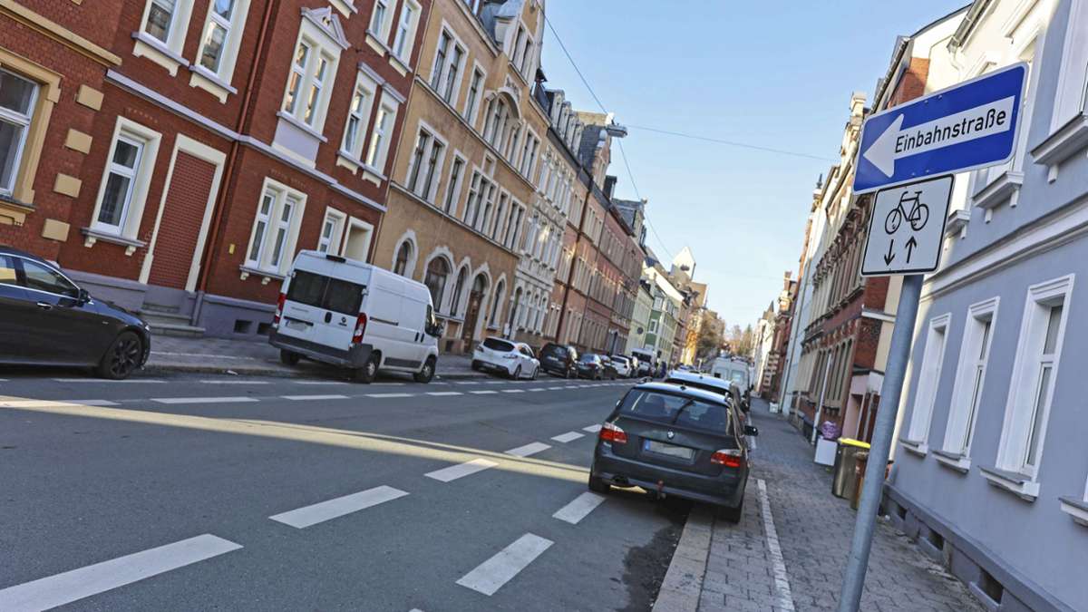 Wilhelmstraße in Hof: Fahrradstreifen verschwinden
