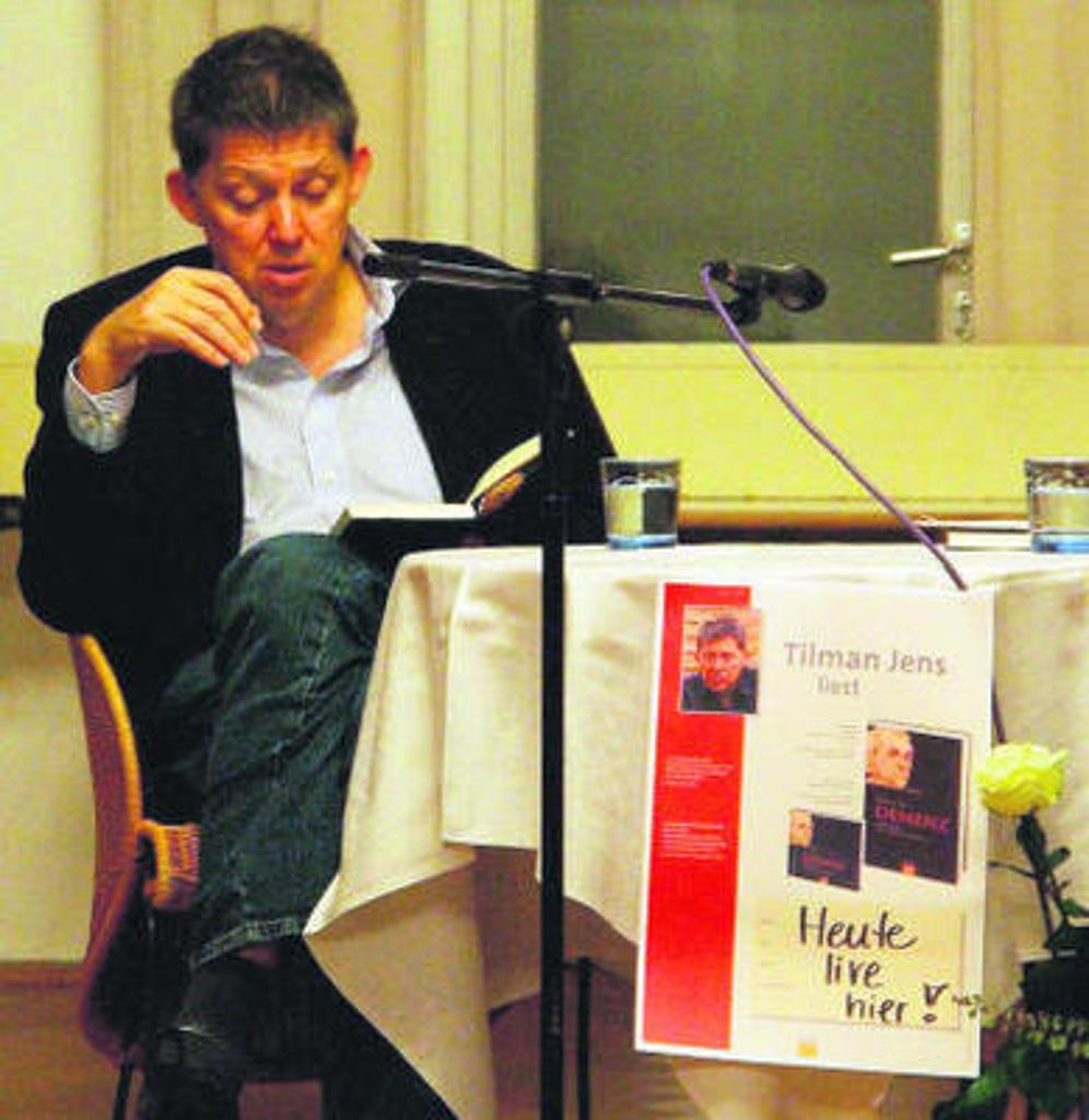 Gewissenskonflikt in der Familie: Tilman Jens bei der Lesung in Bayreuth Foto:  