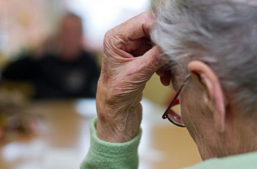 Demenz ist eine Erkrankung, die immer häufiger auftritt, je älter die Menschen werden. Zum Welt Alzheimer Tag gibt es auch in Kulmbach wieder Aktionen. Foto: /Patrick Pleu/dpa