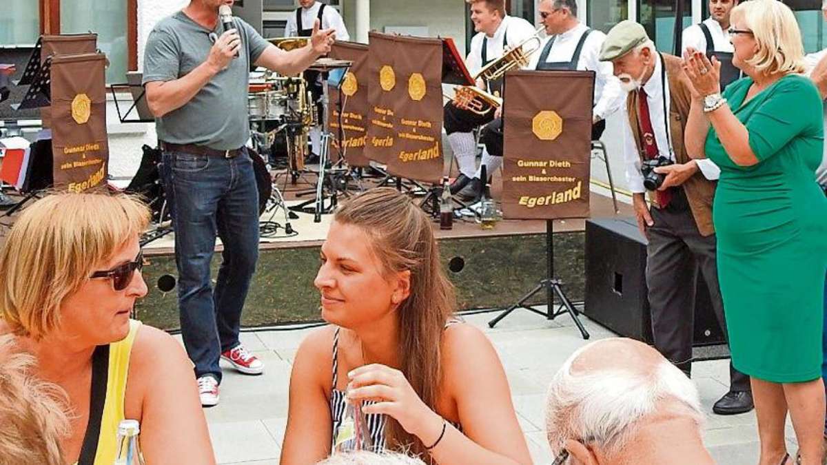 Marktredwitz: Egerländer feiern zweites Brunnenfest