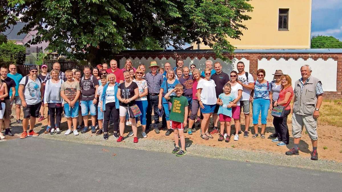 Regnitzlosau: Freie Wähler wandern im früheren Grenzgebiet