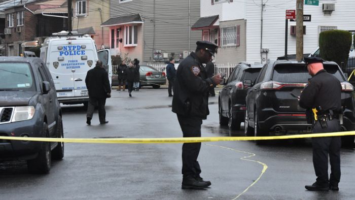 Attacke in New York: Mann ersticht vier Menschen und wird von Polizist erschossen