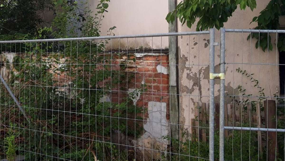 Bauausschuss Oberkotzau: Verfallendes Haus am Perlenradweg bereitet Ärger