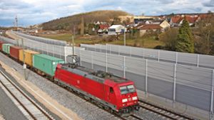Bahn plant  16 Kilometer Lärmschutz