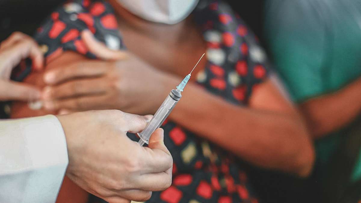 Es bleibt dabei: Hof bleibt bei zwei Impfungen