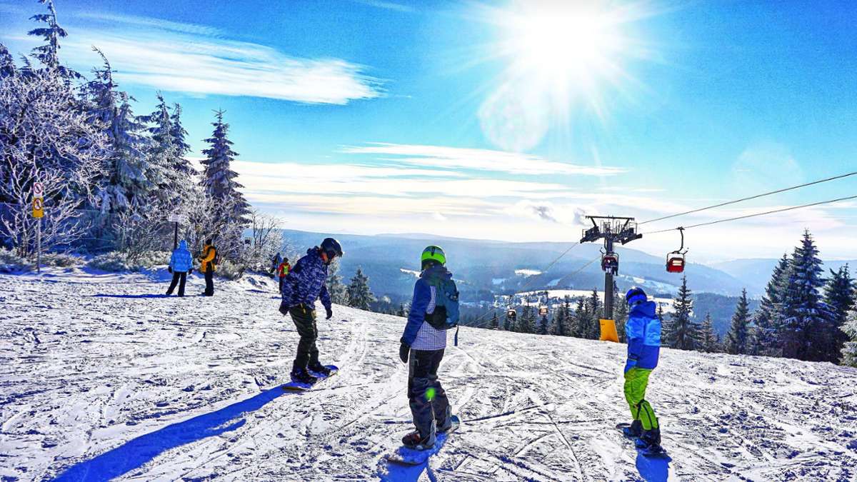 Fichtelgebirge: Moderne Skischule öffnet in Fleckl