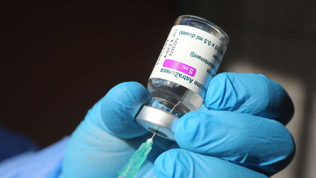 Astrazeneca-Impfungen ausgesetzt: Vor allem Frauen von  Hirnvenenthrombosen nach Impfung betroffen