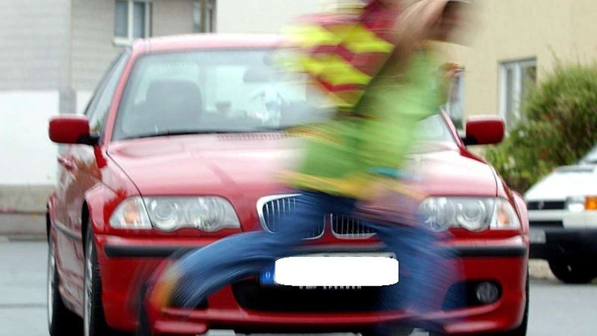 Schönwald: Schönwald: Auto fährt Fünfjährigen an