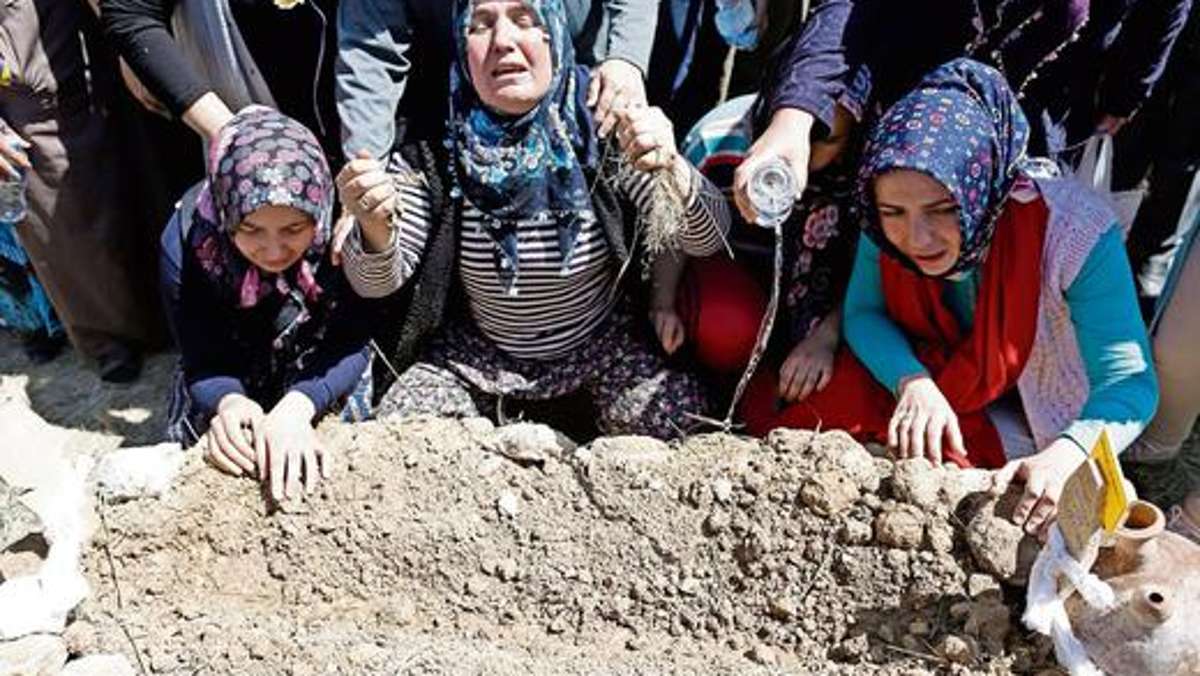 Hof: Hofer Türken beten für Soma
