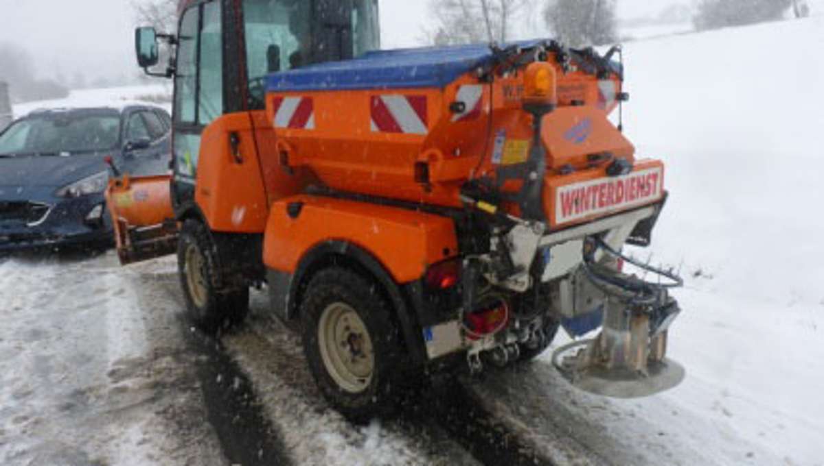 8000 Euro Schaden: Drei Unfälle wegen Schneeglätte