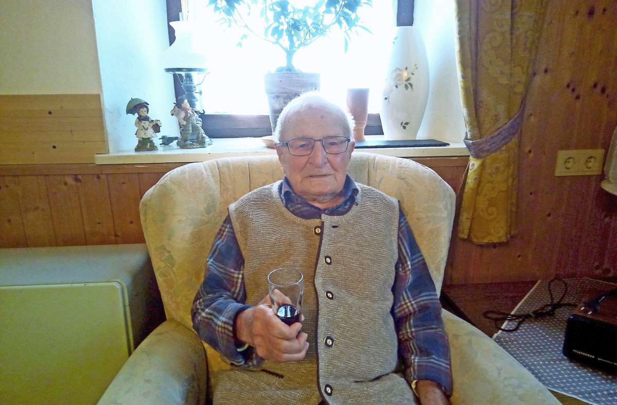 Seit 80 Jahren wohnt er auf der „Anäid“ Foto: Oswald Zintl