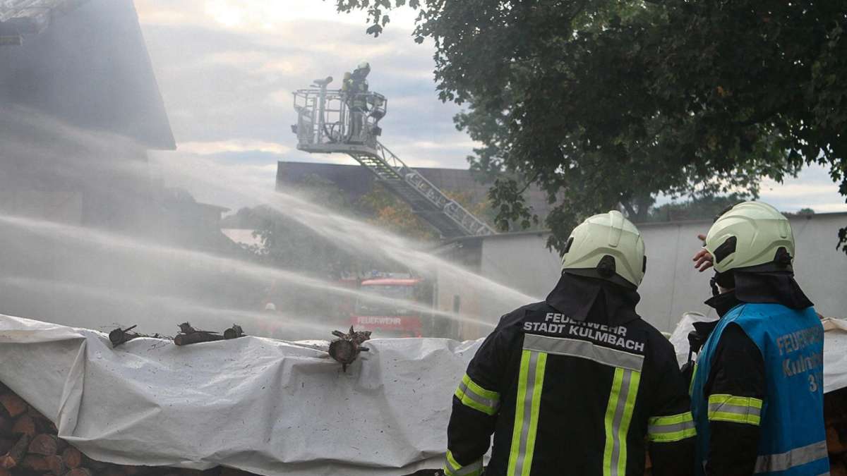 Kulmbach/Katschenreuth: Feuerwehrleute 16 Stunden im Einsatz