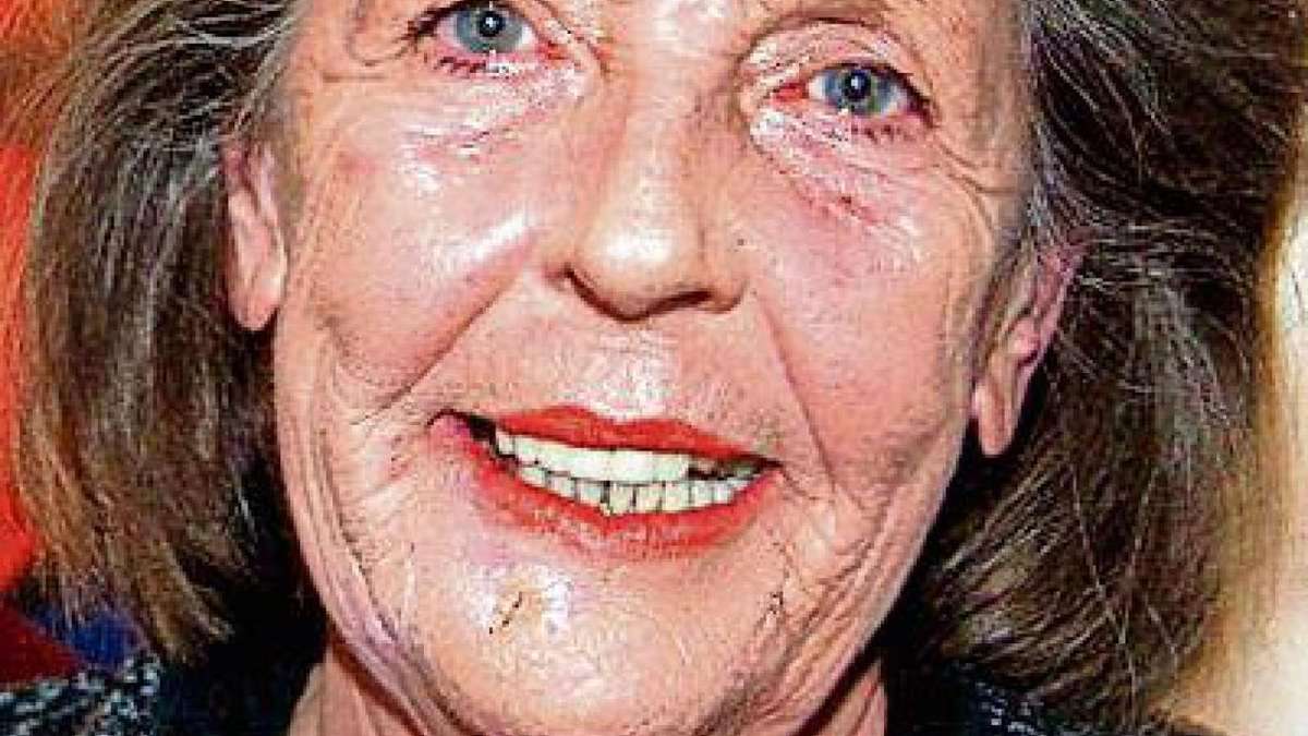Selb: Bundesverdienstkreuz-Trägerin Elke Warnke ist tot