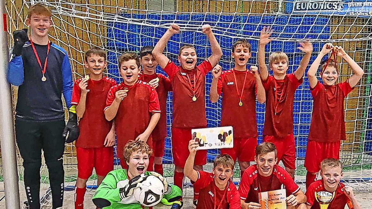 Fußball-Hallenturniere: TSV Presseck begeistert 500 Kids