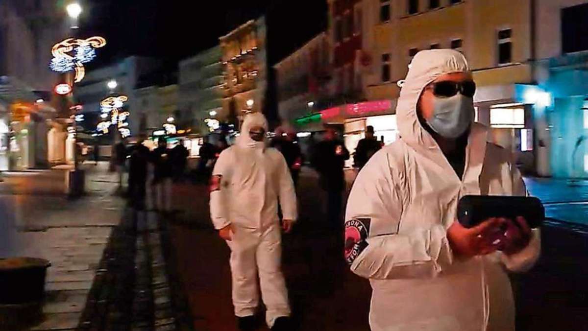 Hohe Strafen: Polizei ermittelt „Mask-Force“-Veranstalter