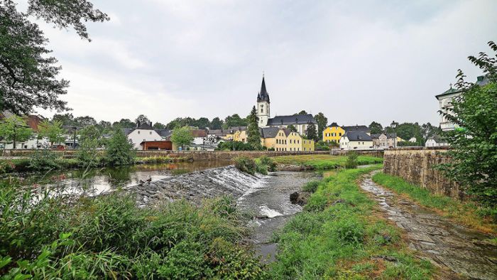 Schwarzenbach an der Saale: Vom Turmhügel zur Industriestadt