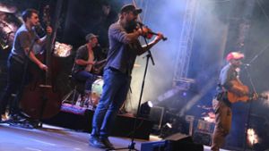 Django300 in Wunsiedel: Turbo-Violine zu Balkan-Beats