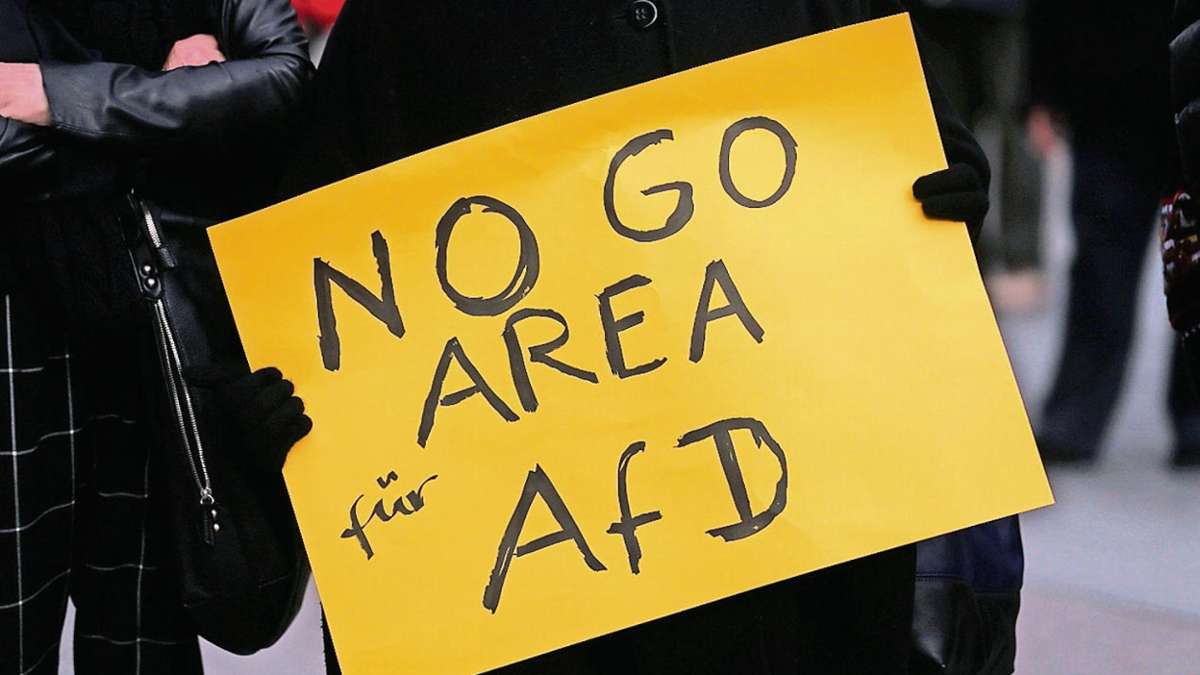 Aus der Region: AfD: Deutschlandtagung und Protest in Tettau