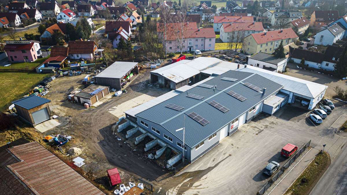 Bauhof Waldershof: Neue Lagerhalle mit Holzwerkstatt