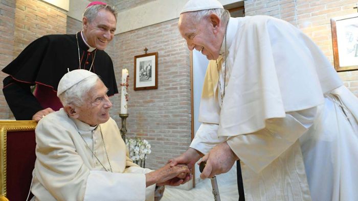 Trauer im Fichtelgebirge: Tod von Benedikt XVI.: Abschied von einem großen Kirchenlehrer
