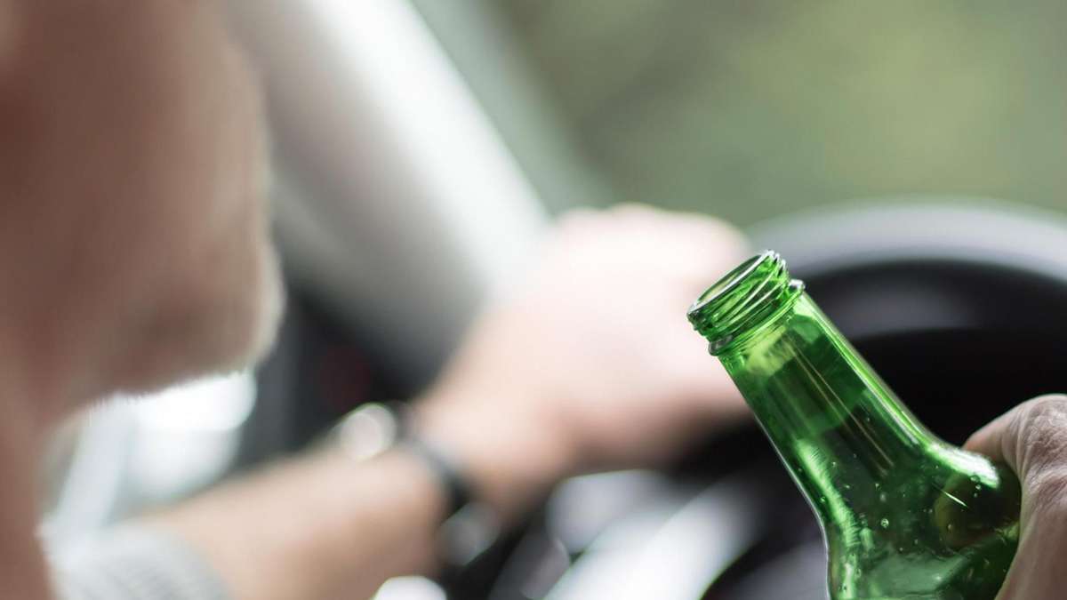 Etliche Alkoholfahrten am Wochenende: Fahrer mit vier Promille in Helmbrechts gestoppt