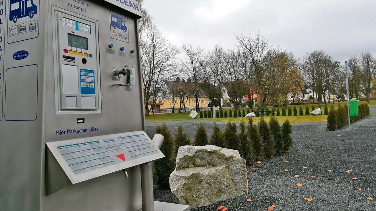 Rehau: SPD fordert mehr Parkraum am Freibad