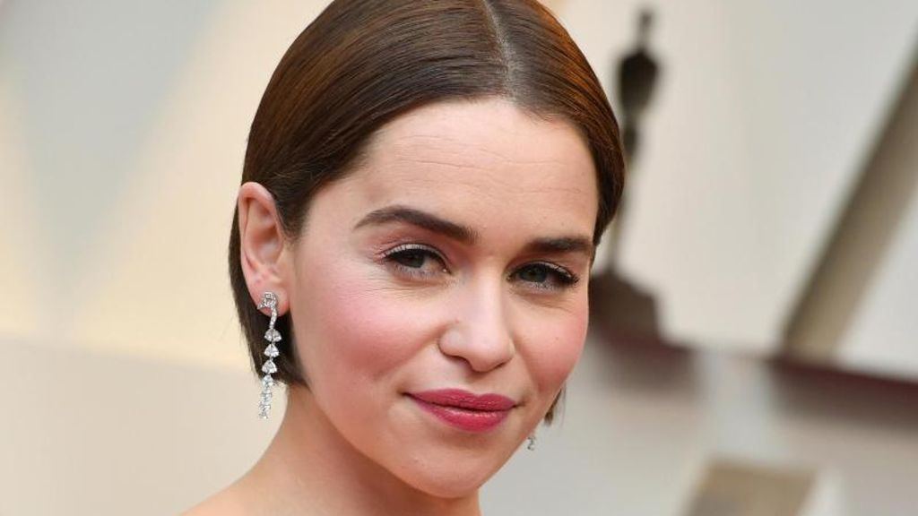 «Game of Thrones»-Star: Emilia Clarke schreibt über Gehirnoperationen