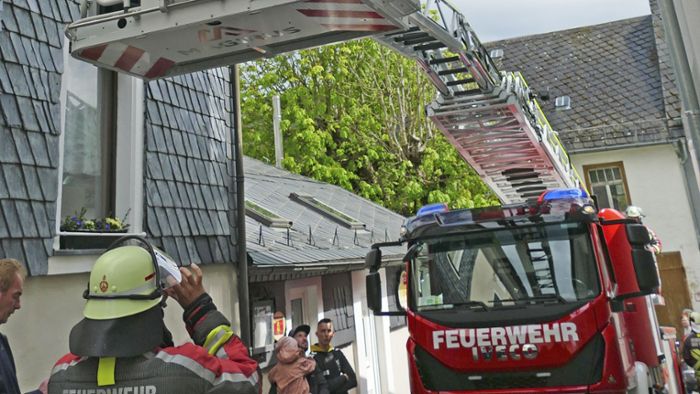 Feuerwehren üben in Lichtenberg