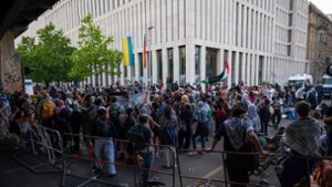 Demonstrationen: Auf Druck von oben - Berliner Humboldt-Uni geräumt