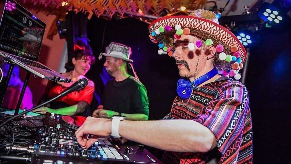 Faschings-DJ: „Die Gäste haben  Krapfen durch die Disco geworfen“