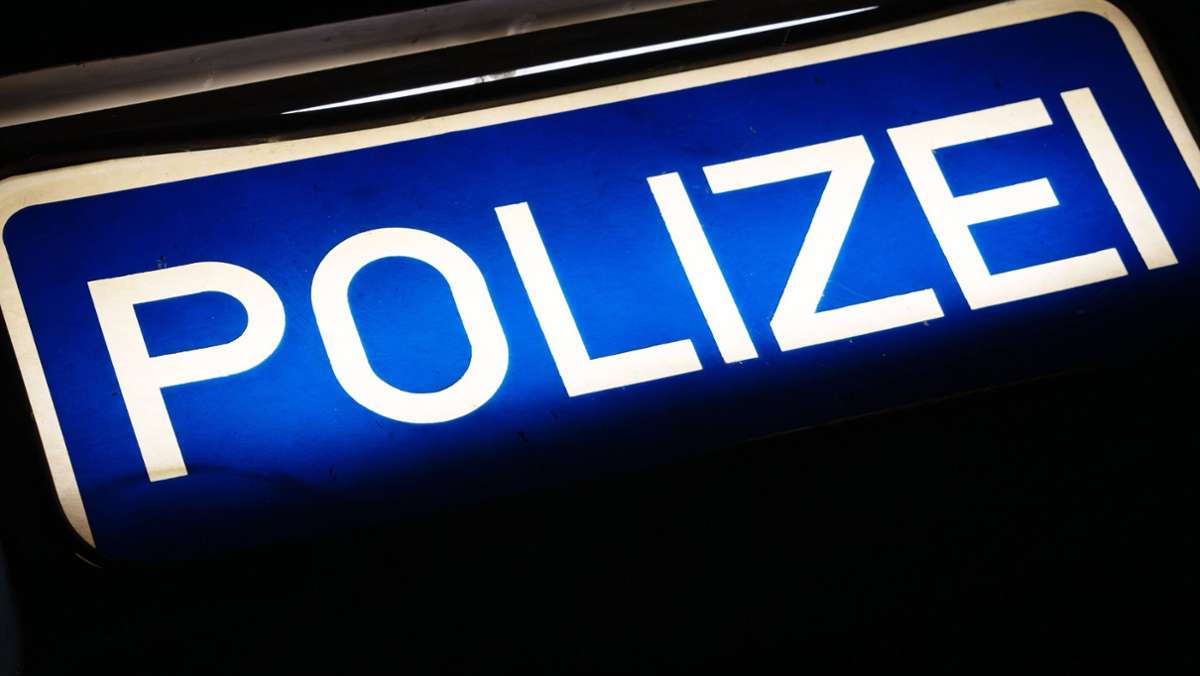 Vorfall in Köln: Mädchen in Schwimmbad missbraucht - Polizei vernimmt Zeugen