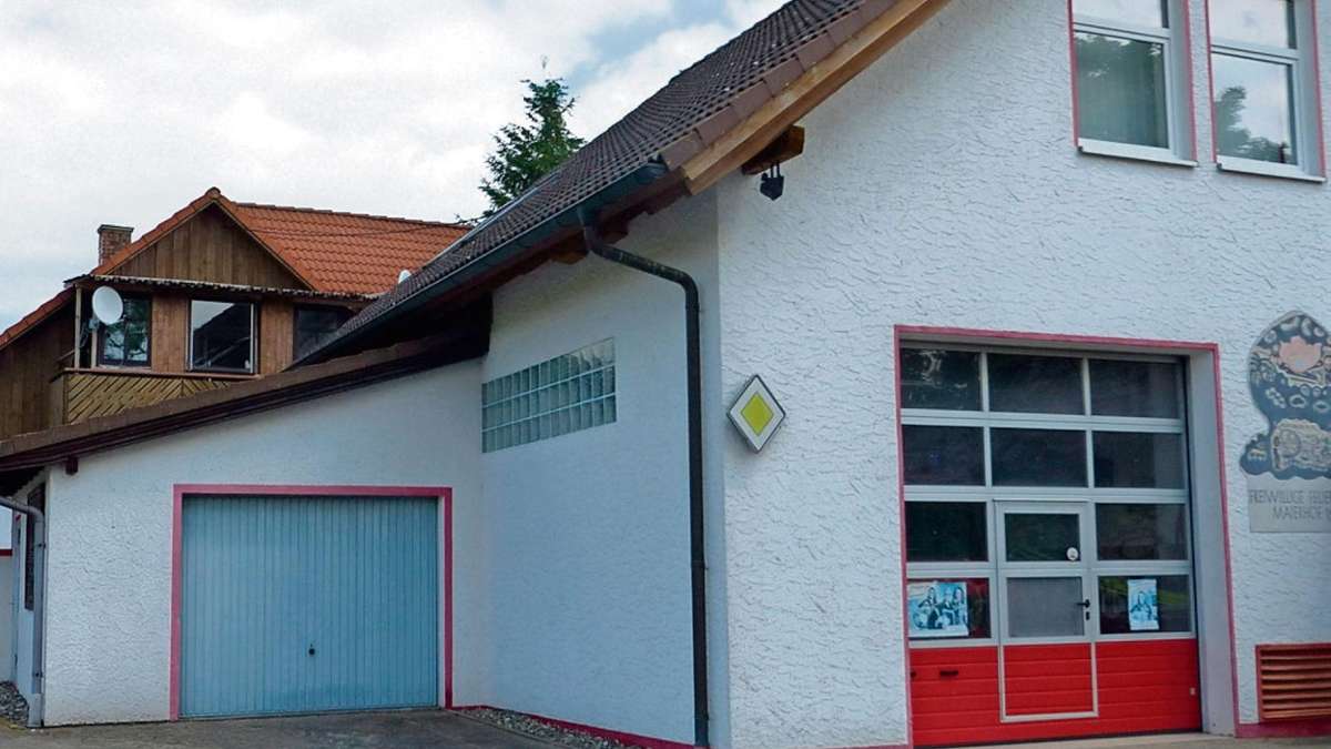 Kulmbach: Feuerwehr Maierhof baut ein Büro an