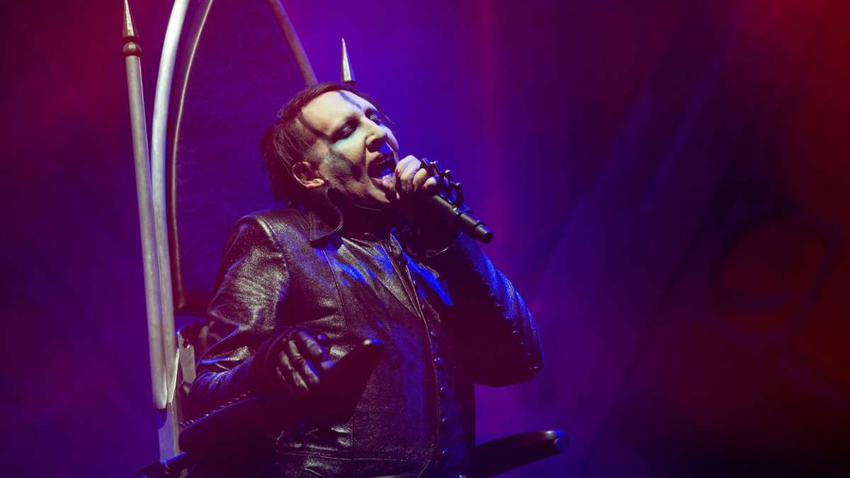 Kunst und Kultur: Kurz, aber heftig  Marilyn Manson begeistert trotz Beinbruchs