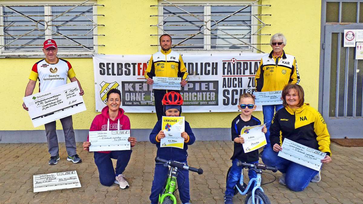 Pfiffige Aktion beim FC Schönwald: Viel Unterstützung für Schönwalder Läufer