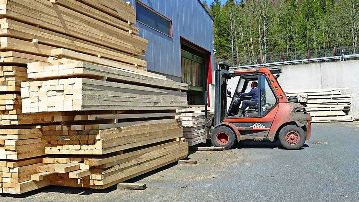 Der Holzpreis steigt und steigt: Bauen mit Holz wird teurer