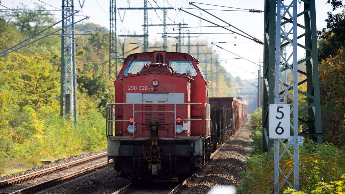 Infrastruktur: Ministerium: Mehr Geld in Schienennahverkehr stecken